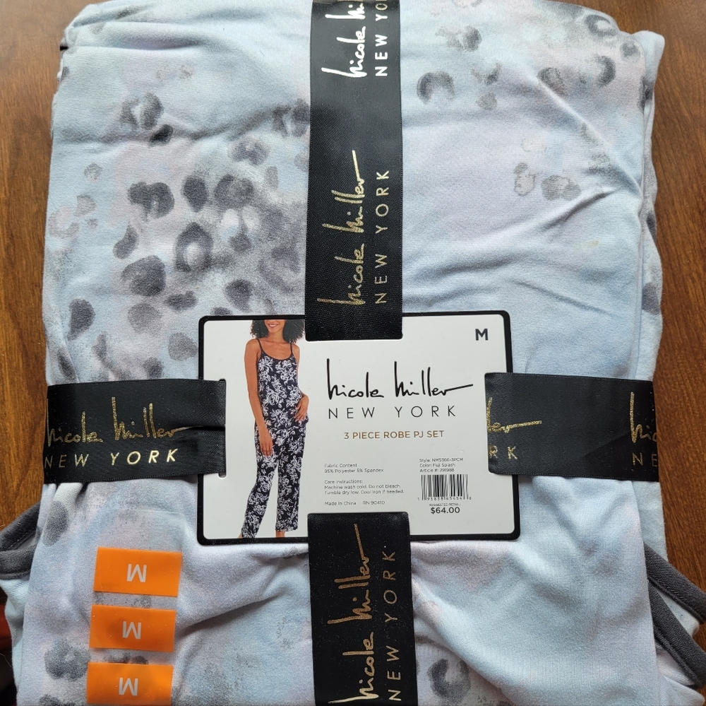 3 pc Pajama and robe set